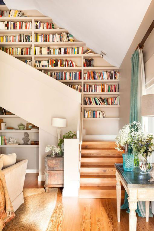 Libri da leggere, utili anche per decorare casa!