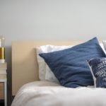 Se stai scegliendo i comodini per la tua camera da letto, non dare nulla per scontato: ci sono diverse possibilità tra cui decidere!